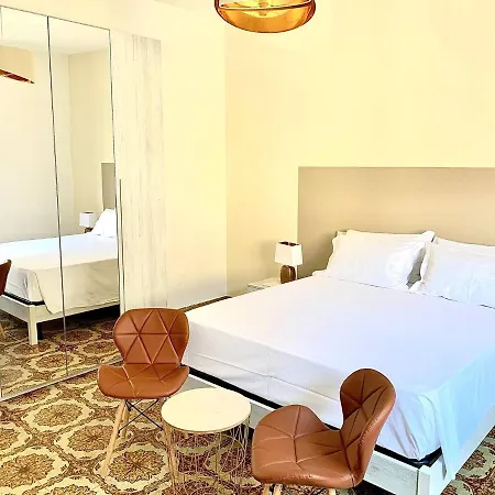 Pensionat In Bb - Bb Chic With Shared Bathroom *