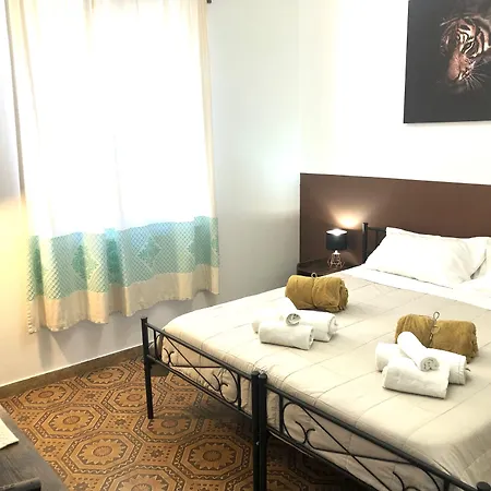 Pensionat In Bb - Bb Chic With Shared Bathroom Castelsardo