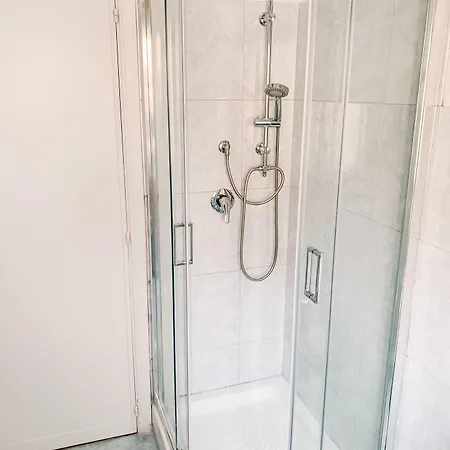 In Bb - Bb Chic With Shared Bathroom *